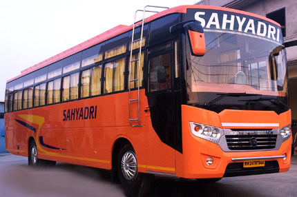 Deluxe bus - Hargobind coach